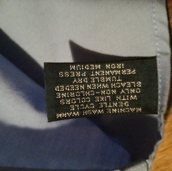 Izod Mens Size XXL Dress Shirt Blue Button Down Silky Poplin Long Sleeve - Picture 3 of 10